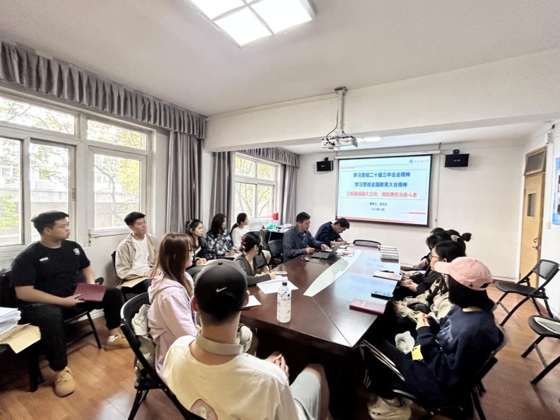 25b534c40407d441967a917845bd961